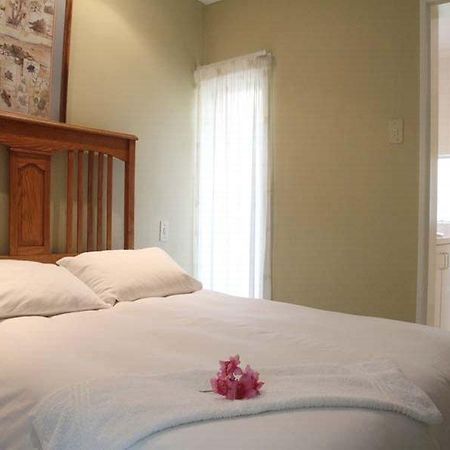 Villa Verdi Guesthouse Виндхук Экстерьер фото
