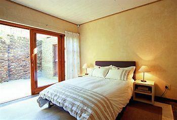 Villa Verdi Guesthouse Виндхук Экстерьер фото