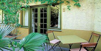 Villa Verdi Guesthouse Виндхук Экстерьер фото